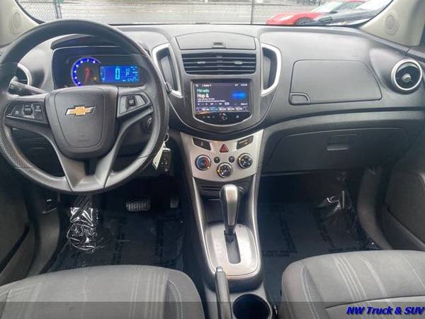 2016 Chevrolet Trax Automatic - AWD - LT - Clean Car Fax - Local SUV for sale in Milwaukee, OR – photo 13