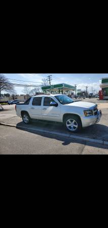 Chevy Avalanche LTZ 2008 5 3 for sale in Commack, NY – photo 3