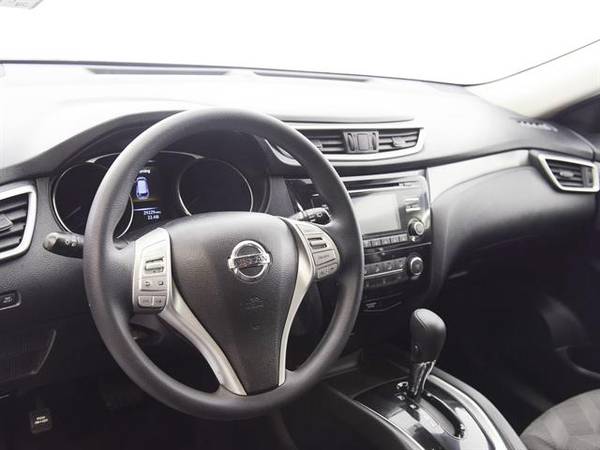 2016 Nissan Rogue S Sport Utility 4D hatchback Silver - FINANCE ONLINE for sale in Atlanta, GA – photo 2