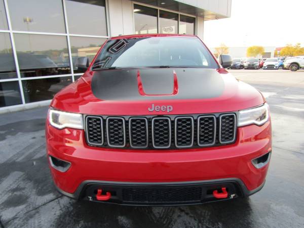 2018 Jeep Grand Cherokee Trailhawk 4x4 - - by for sale in Council Bluffs, NE – photo 2