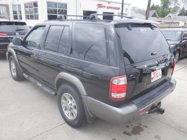 2000 Nissan Pathfinder XE - - by dealer - vehicle for sale in Des Moines, IA – photo 5
