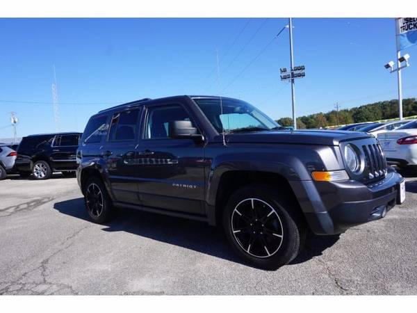 2017 Jeep Patriot Sport - cars & trucks - by dealer - vehicle... for sale in Brownsville, TN – photo 3