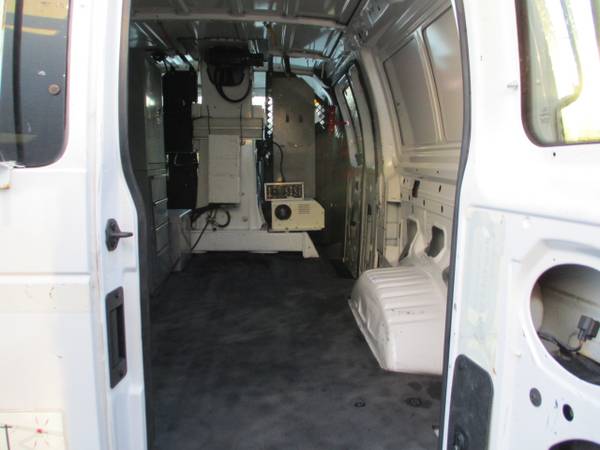 2008 Ford Econoline Cargo Van E-350 CARGO, BUCKET VAN, 139K - cars for sale in South Amboy, NY – photo 17