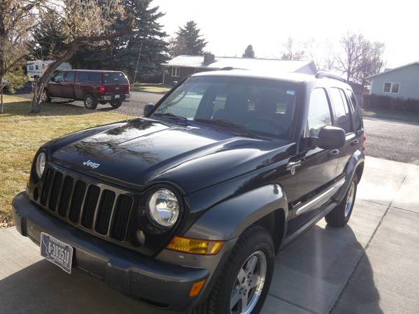 2006 Jeep Liberty Sport Four Wheel Drive - cars & trucks - by owner... for sale in Helena, MT – photo 2