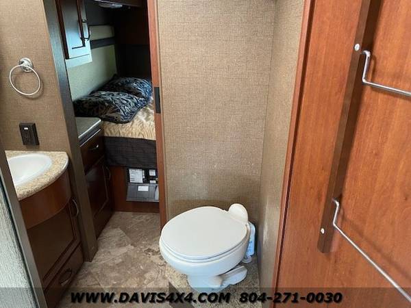 2015 Thor Motorhome A C E 30 2 Bunkhouse Model - - by for sale in Richmond, FL – photo 24
