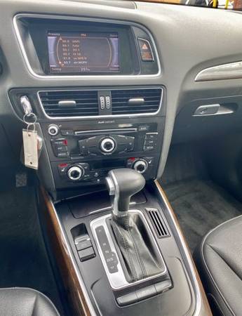 2013 Audi Q5 Premium - cars & trucks - by dealer - vehicle... for sale in Grayslake, IL – photo 18