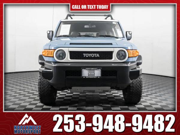 2014 Toyota FJ Cruiser 4x4 - - by dealer - vehicle for sale in PUYALLUP, WA – photo 8