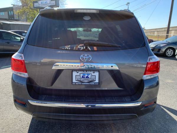 2011 Toyota Highlander - cars & trucks - by owner - vehicle... for sale in San Antonio, TX – photo 8