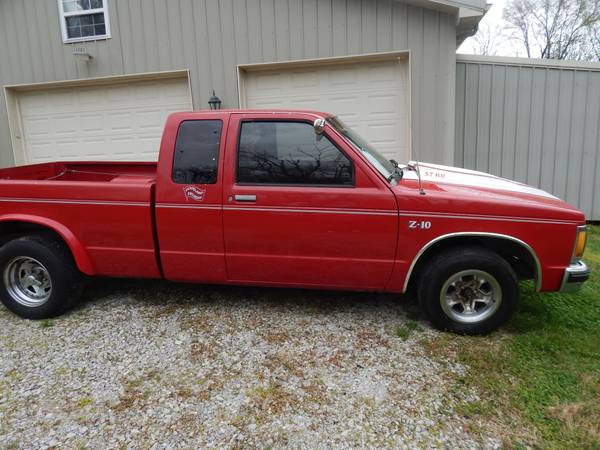 1983 Chevy S10ext cab for sale in Waddy, KY – photo 4