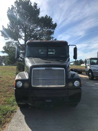 2000 FREIGHTLINER DUMP TRUCK for sale in Springfield, MO – photo 3