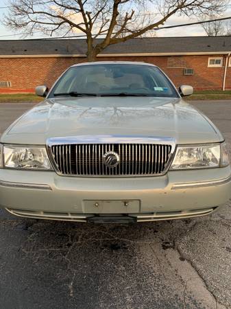 2004 Mercury Grand Marquis - cars & trucks - by owner - vehicle... for sale in Niagara Falls, NY – photo 2