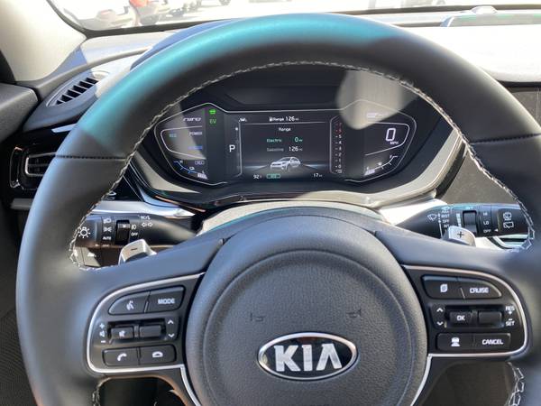 2020 Kia Niro Plug-In Hybrid EX - - by dealer for sale in Kailua-Kona, HI – photo 11