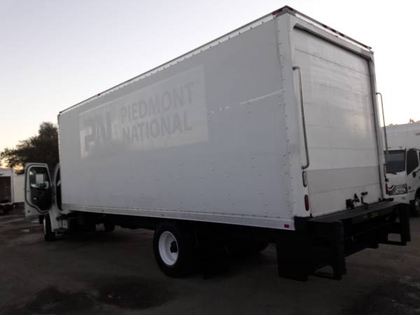 2014 FREIGHTLINER M2 106 26 FEET BOX TRUCK WITH LIFTGATE - cars &... for sale in San Jose, CA – photo 13