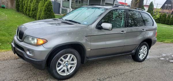 SUPER CLEAN! 2005 BMW X5 AWD 3 0 LITER No Rust or Dents - cars & for sale in MARKHAM, IL – photo 3