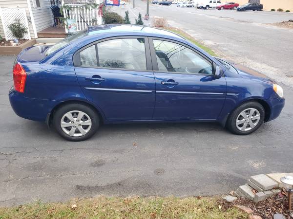2009 Hyundai Accent - cars & trucks - by owner - vehicle automotive... for sale in Thomaston, CT – photo 7
