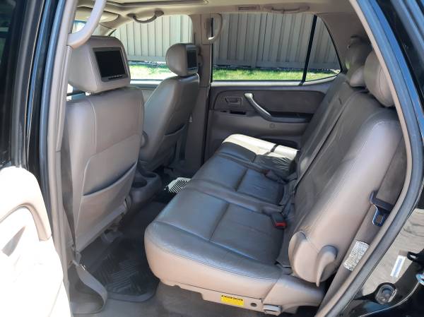 2004 Toyota Sequoia SR5 DVD System 4WD 8-Seater! for sale in Englewood, CO – photo 13