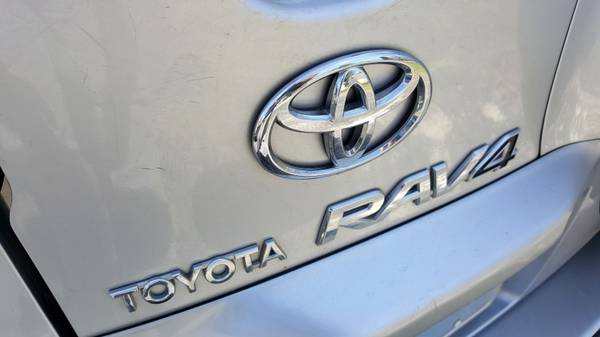 Toyota RAV4 4wd for sale in Marquette, MI – photo 10