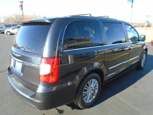 2013 Chrysler Town Country Touring-L - cars & trucks - by dealer -... for sale in Cudahy, WI – photo 7