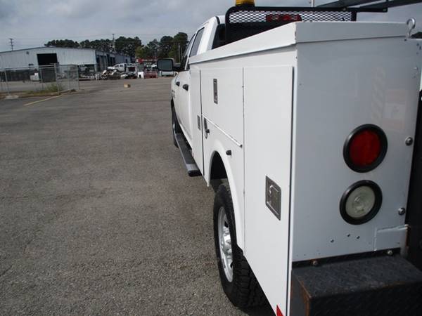2014 RAM 2500 Tradesman Crew Cab 4wd Utility Bed 69k Miles 6.4 Hemi... for sale in Lawrenceburg, TN – photo 7