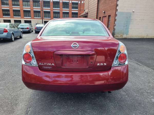 2004 Nissan Altima 5 speed WARRANTY AVAILABLE - - by for sale in HARRISBURG, PA – photo 4