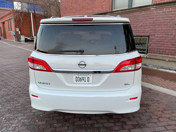 2012 NISSAN QUEST SL. SUPER CLEAN! 2 OWNER! NO ACCIDENTS! LEATHER. -... for sale in Wichita, KS – photo 6