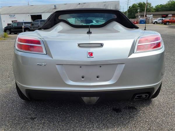 2007 SATURN SKY 2 DR CONVERTIBLE 4CYL 5 SPEED MANUAL - cars & trucks... for sale in Lakewood, NJ – photo 6