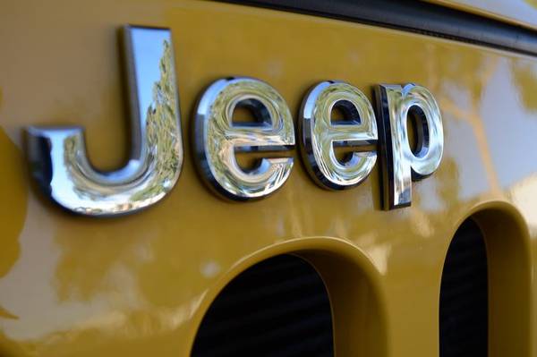 2015 Jeep Wrangler Unlimited Rubicon suv Baja Yellow Clearcoat for sale in Montclair, CA – photo 15