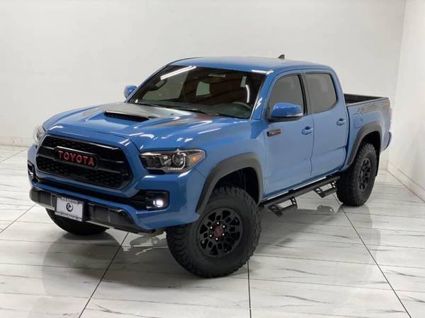 2018 Toyota Tacoma TRD Sport 4x4 4dr Double Cab 5.0 ft SB 6A - cars... for sale in Rancho Cordova, CA – photo 9