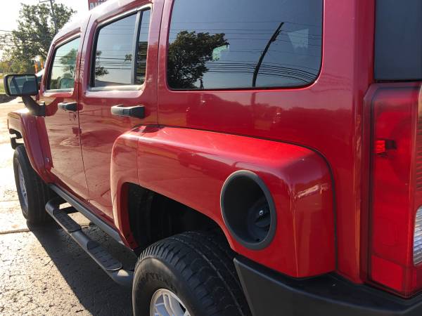 Clean! 2007 Hummer H3! AWD! Guaranteed Finance! for sale in Ortonville, MI – photo 10