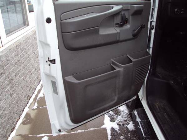 2011 Chevrolet Express Passenger 2500 135 1LS 4X4 QUIGLEY 12... for sale in waite park, OR – photo 16