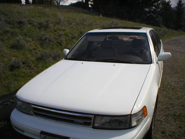 1991 Nissan Maxima for sale in Ashland, OR – photo 4