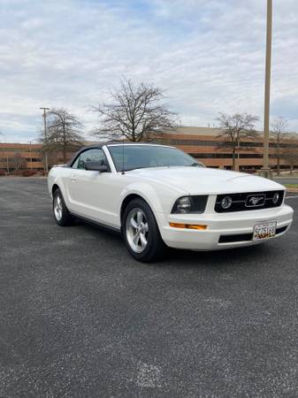 2007 Mustang Convertible - cars & trucks - by owner - vehicle... for sale in Annapolis, MD – photo 4