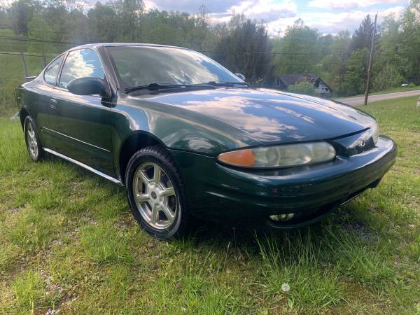 83, 000 Miles, Oldsmobile Alero, loaded, No rust - - by for sale in Morgantown, PA – photo 3