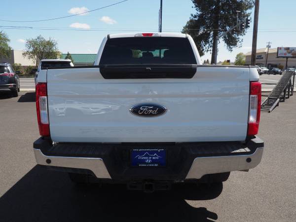 2019 Ford F-250 Super Duty XLT ONE OWNER! - - by for sale in Bend, OR – photo 5