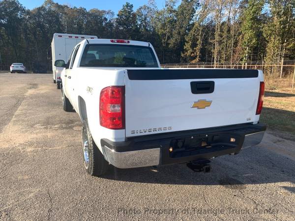 *Chevrolet* *2500HD CREW CAB 4DR 4x4 JUST 18k MILES* *O - cars &... for sale in FRANKLINTON, MD – photo 9