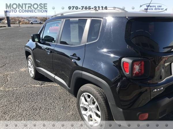 2017 Jeep Renegade Latitude - cars & trucks - by dealer - vehicle... for sale in MONTROSE, CO – photo 8