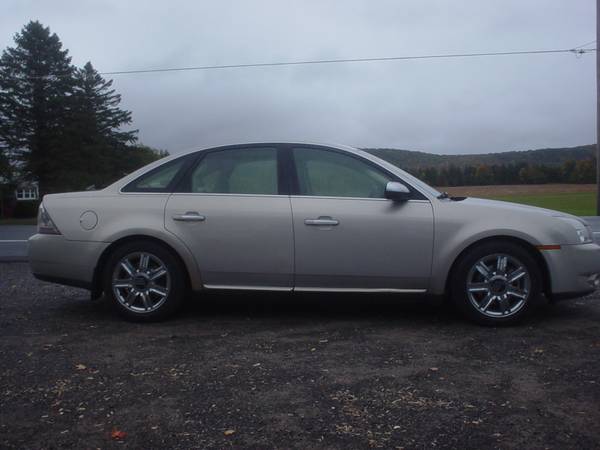 '09 Mercury Sable w/ Leather & Sunroof - cars & trucks - by dealer -... for sale in Cassville, NY – photo 5