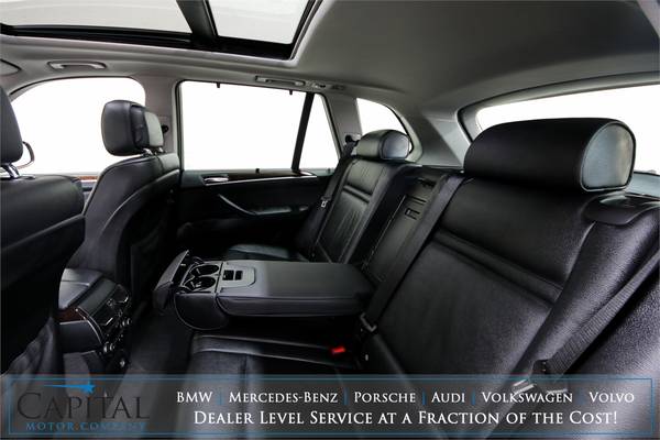 Exceptionally Clean 11 BMW X5 35i AWD w/Panoramic Moonroof, Tow Pkg for sale in Eau Claire, WI – photo 14