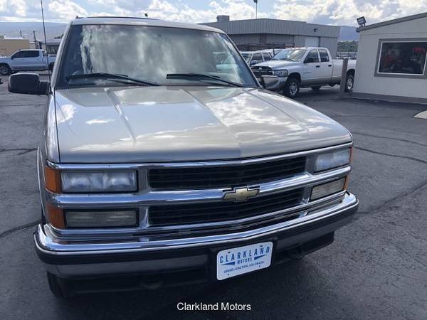 1998 CHEVROLET SUBURBAN K1500 LT 4x4 5.7 only 97K 2 owner leather Nice for sale in Grand Junction, CO – photo 10