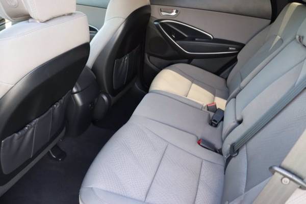 2018 Hyundai Santa Fe Sport 2 4L hatchback Mineral Gray - cars & for sale in Pittsburg, CA – photo 10
