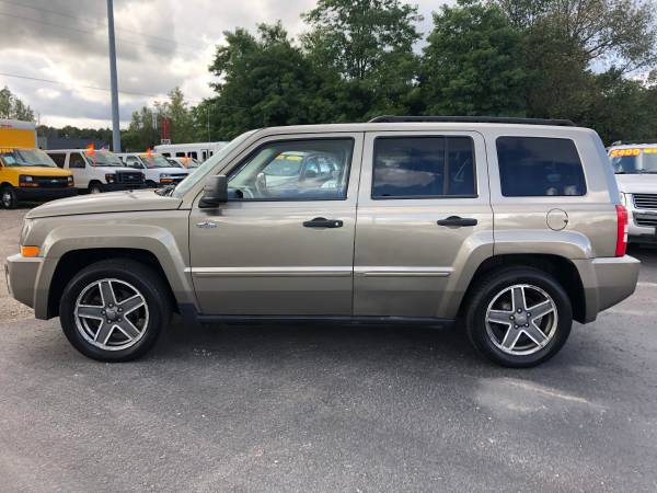 Low Miles! 2008 Jeep Patriot Sport! 4x4! No Accidents! for sale in Ortonville, OH – photo 2