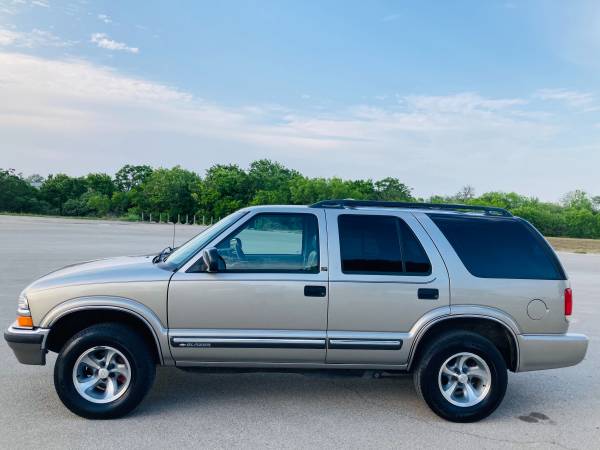 2001 Chevy Blazer LOW MILES ONLY 32KMILES VERY CLEAN - cars & for sale in San Antonio, TX – photo 9