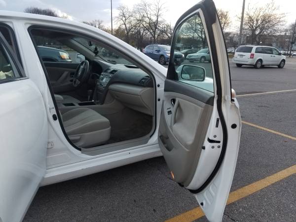 2009 Toyota Camry Hybrid, 110k miles, Clean Title Runs perfect -... for sale in Addison, IL – photo 13