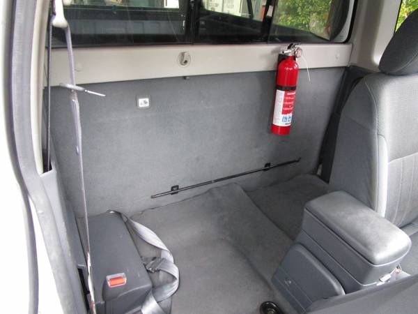 2003 Nissan FRONTIER - CAMPER SHELL - JUST ARRIVED AND SMOGGED - AC for sale in Sacramento , CA – photo 11