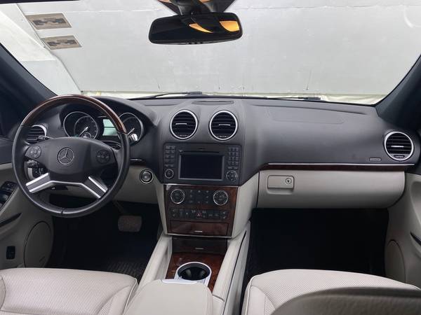 2012 Mercedes-Benz GL-Class GL 550 4MATIC Sport Utility 4D suv Gray... for sale in Fresh Meadows, NY – photo 21
