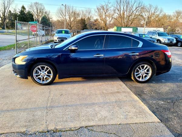 2010 Nissan Maxima SV - - by dealer - vehicle for sale in Springfield, MO – photo 2