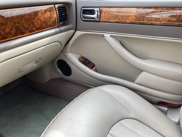 Classic Jaguar XJ6 Vanden Plas 7 1 K Miles - - by for sale in Fresno, CA – photo 11