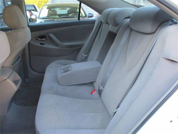 2009 TOYOTA CAMRY LE, CLEAN CARFAX!! - cars & trucks - by dealer -... for sale in Cary, NC – photo 8