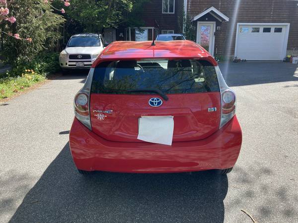 Toyota Prius C Hatchback for sale in Middletown, RI – photo 4