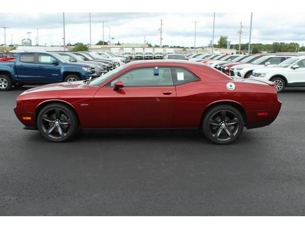 2014 Dodge Challenger coupe SXT - Dodge Red for sale in Green Bay, WI – photo 6